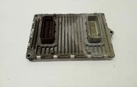 Chrysler Town & Country V Engine control unit/module P05150724AC
