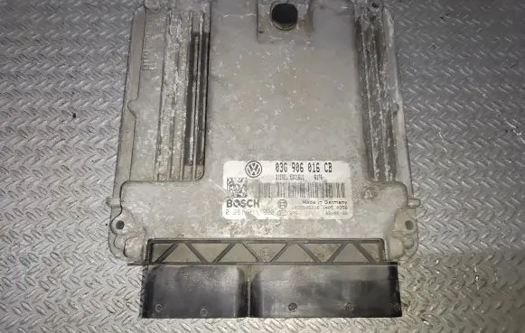 Volkswagen Golf V Engine control unit/module 03G906016CB
