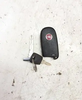 Fiat Freemont Ignition key/card 