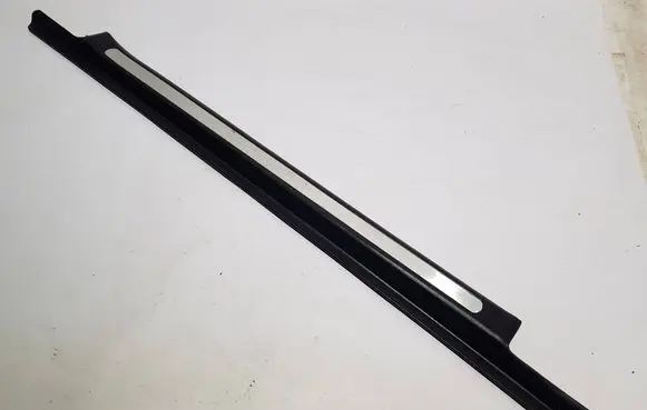 Mercedes-Benz CLC CL203 Side skirt front trim A2036802835DDE A2036802835
