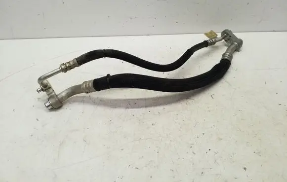 Jeep Cherokee Air conditioning (A/C) pipe/hose 68103257AC