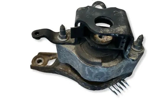 Toyota Prius (XW20) Engine mount bracket 