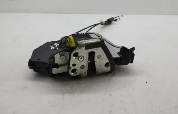 Honda CR-V Front door lock 72151T1GE001