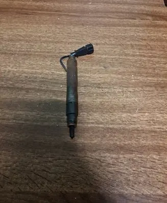 Renault Scenic I Fuel injector 58P146