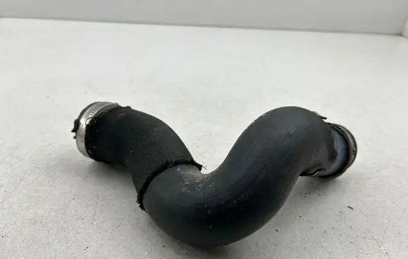 Audi Q7 4L Intercooler hose/pipe 7L6145738A