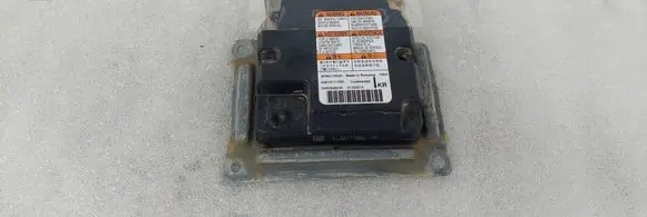 Suzuki Vitara (LY) Airbag control unit/module 3F90076S00 5HR059823X 01220519