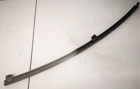 Toyota Avensis T250 Rear door glass trim molding 