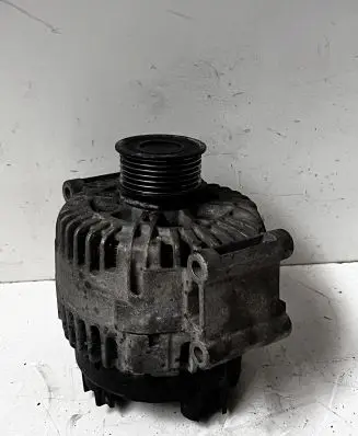 Audi A4 S4 B7 8E 8H Generator/alternator 06D903016 TG15C065 2543313B