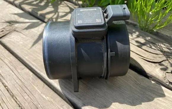 Mercedes-Benz C W204 Mass air flow meter