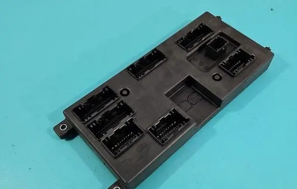 Jaguar F-Pace Central body control module HPLA14F041BH IMPRK1579059