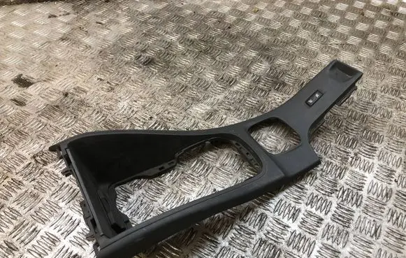 Renault Megane III Gear shifter surround trim plastic 969120032R