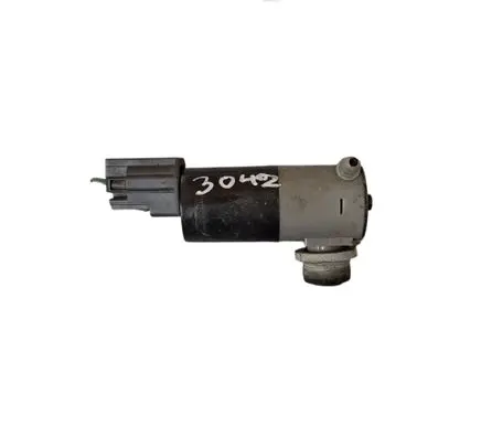 Volvo V40 Windscreen/windshield washer pump 1019873 131114A 694012
