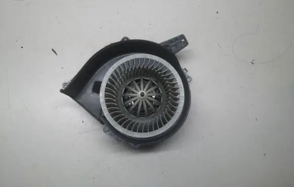 Seat Toledo IV (NH) Heater fan/blower 6R1819015 Y1551