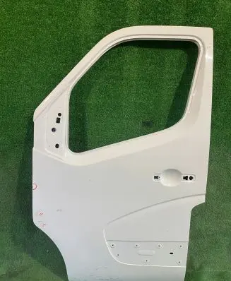 Renault Master III Front door