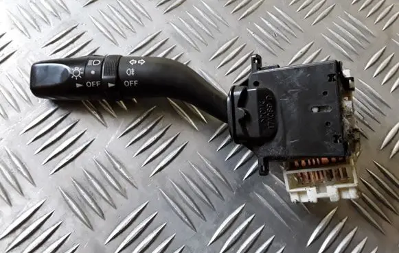 Mazda Premacy Indicator stalk 17A089D