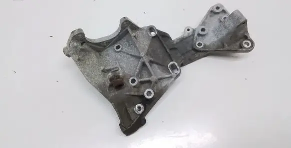 Volvo S60 Generator/alternator bracket 31316673