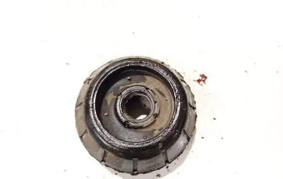 Coil spring mount