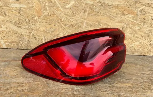 BMW X2 F39 Rear/tail lights 63217420737 C07310