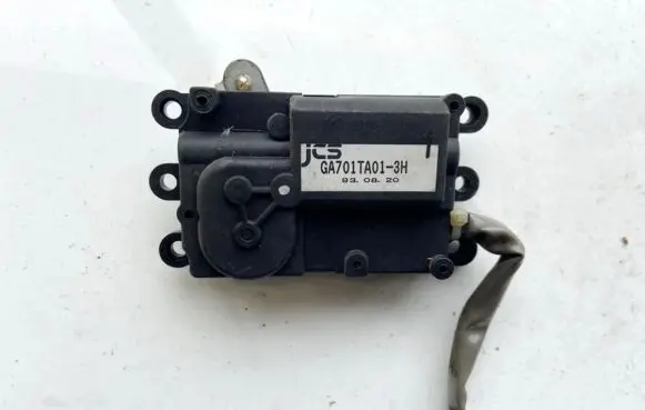 Mazda Xedos 9 Air flap motor/actuator ga701ta013h ga701ta01-3h