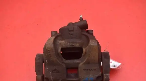 Volvo V60 Front brake caliper