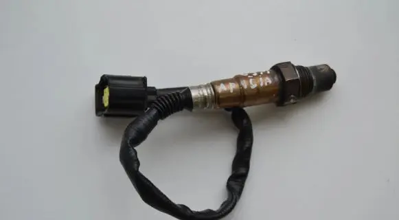 Mercedes-Benz C W204 Lambda probe sensor 0045420715