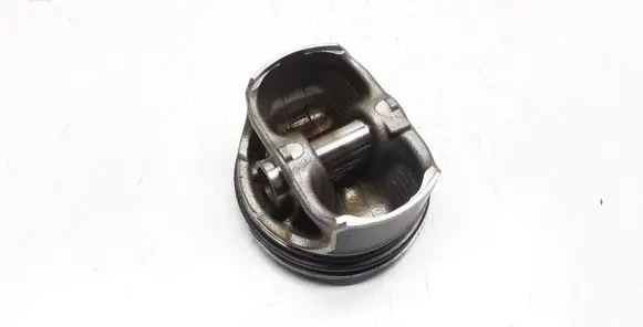 BMW 3 E92 E93 Piston 