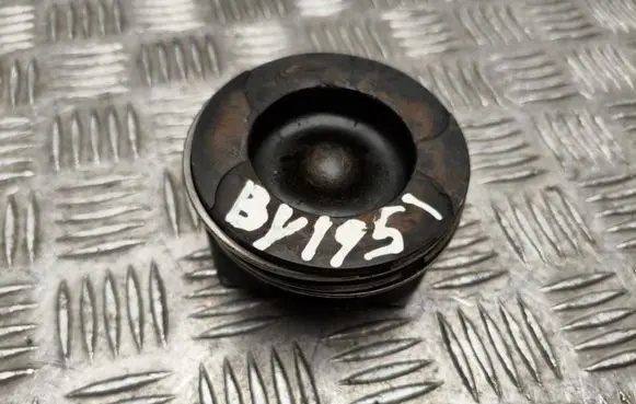 Ford Transit Piston with connecting rod N181Y08E