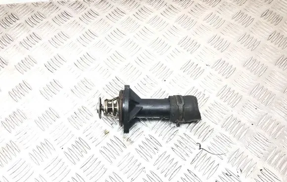 Skoda Octavia Mk1 (1U) Thermostat/thermostat housing 038121121 PA66GF30