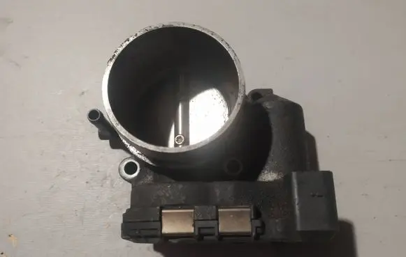 Audi TT Mk1 Throttle valve 06A133062C 06H133062C
