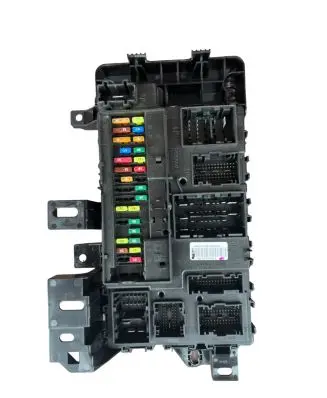 Ford Mustang VI Fuse module JR3T15604 A2C7578721000 DG9T14B476