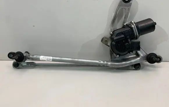 Audi A5 Front wiper linkage and motor 8W6955023C