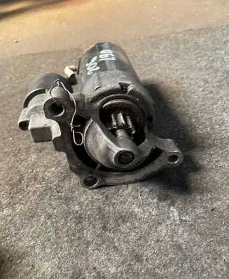 Peugeot 206 Starter motor D7R26