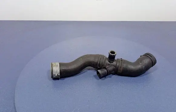 Porsche Panamera (970) Engine coolant pipe/hose 971122051L