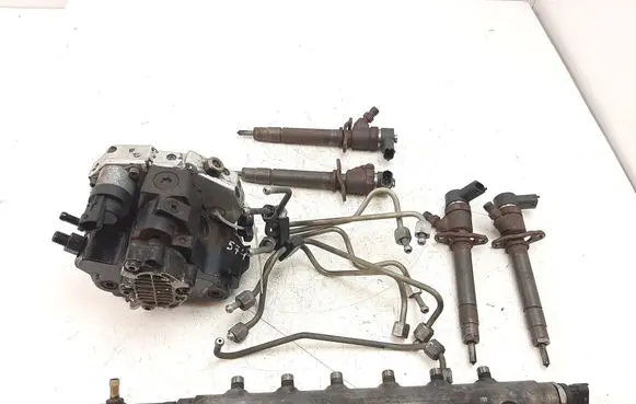 Volvo XC90 Fuel injection system set 0445110078 8658351 0445010043
