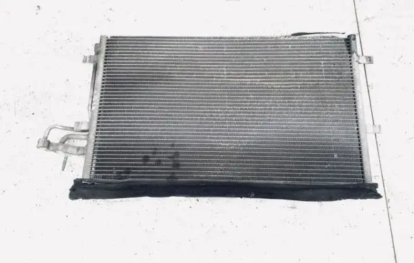 Ford Focus A/C cooling radiator (condenser)
