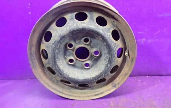 Ford Galaxy R15 steel rim 95VW1007FAW