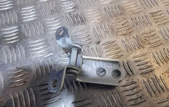 Subaru Impreza IV Rear door lower hinge NERA