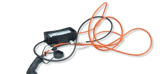 Citroen C4 III e-C4 Electric car charging cable 9844469080