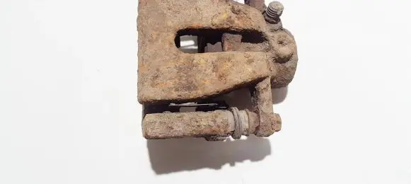 Land Rover Freelander 2 - LR2 Rear brake caliper