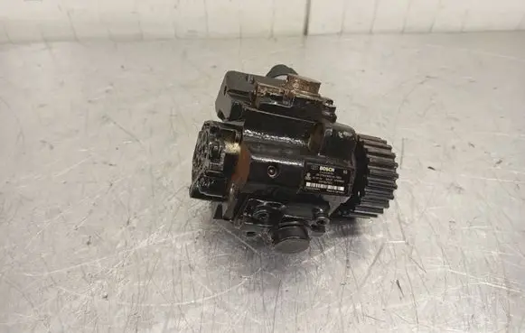 Audi Q7 4L Fuel injection high pressure pump 0445010154 07000335991 059130755S