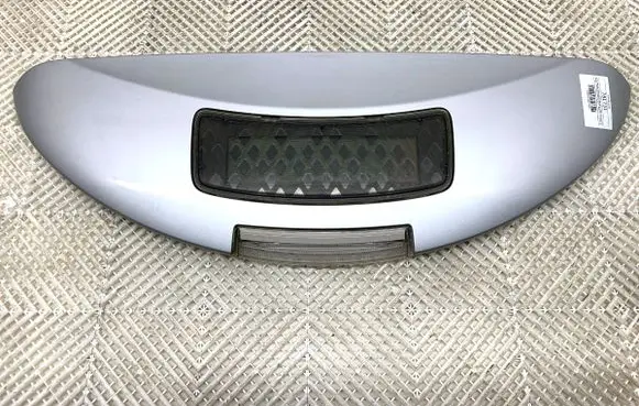 Tailgate/trunk spoiler