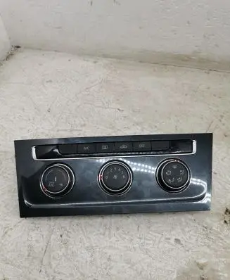 Interior fan control switch
