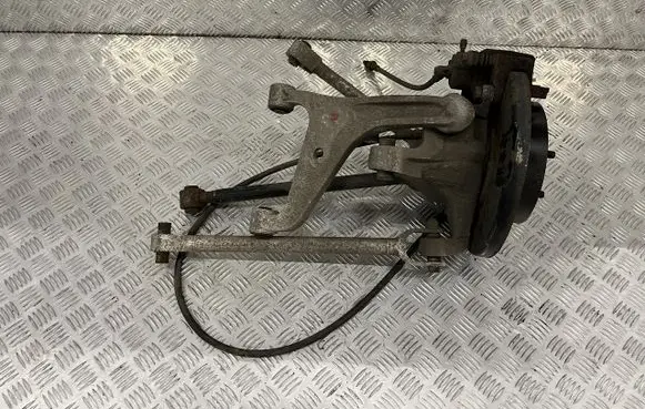Infiniti Q60 Stub axle PU15006