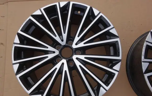 BMW 2 Active Tourer U06 R19 alloy rim 6891180