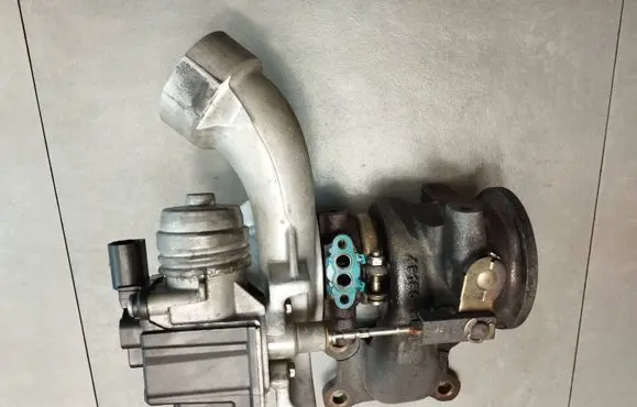 Volkswagen Golf VII Turbo 04E145704S 4918001330