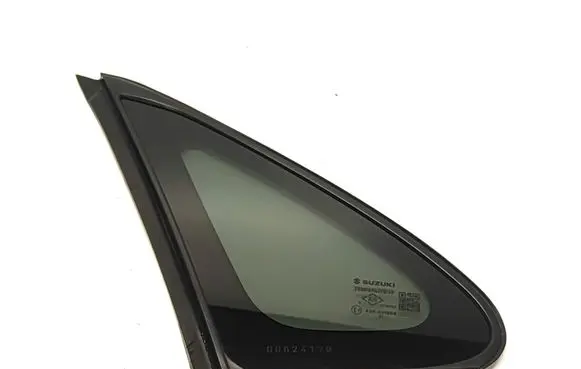 Suzuki Baleno IV Rear side window
