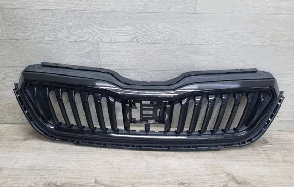 Skoda Scala Front bumper upper radiator grill 657853653