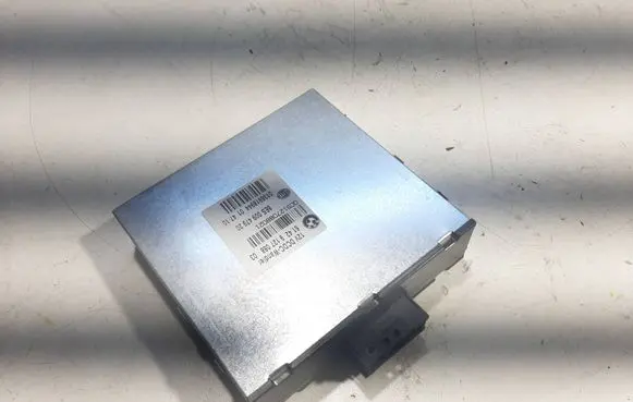BMW 3 E90 E91 Other control units/modules 9127088 8ES00947920 0138918944