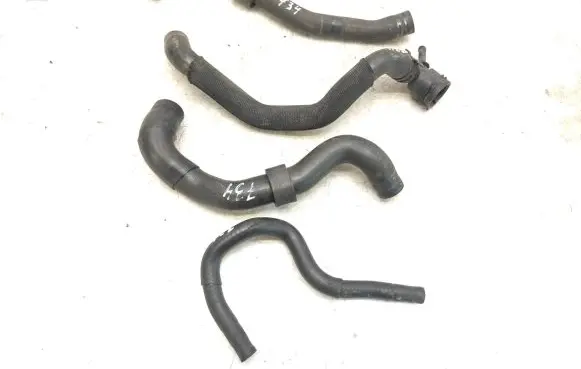 Volkswagen Golf VII Engine coolant pipe/hose 5Q0122109J 5Q0121447