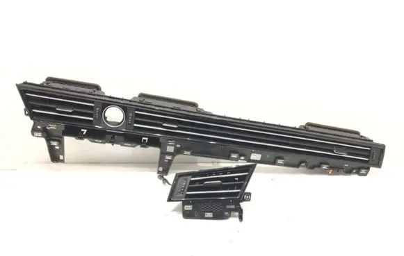 Volkswagen PASSAT B8 Dashboard side air vent grill/cover trim 3G1819701E